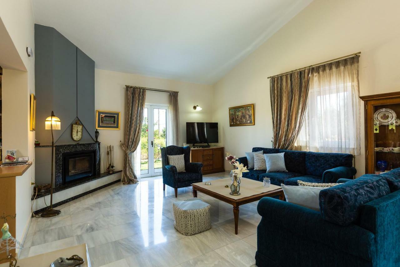 Carpe Diem-Luxury Villa With Private Pool Agia Paraskevi  المظهر الخارجي الصورة